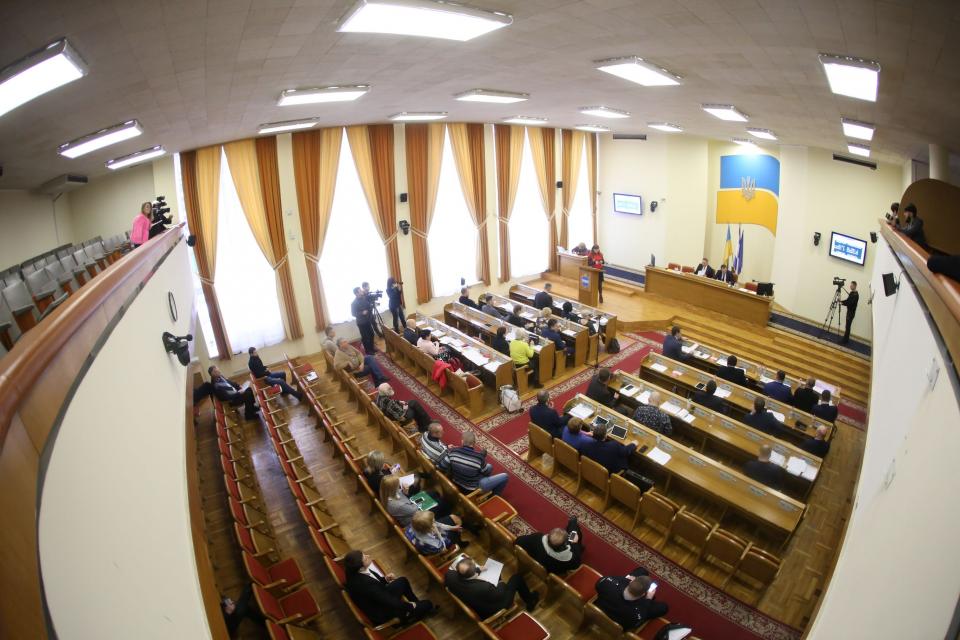 На сессии горсовета Кременчуга рассмотрят больше 100 вопросов