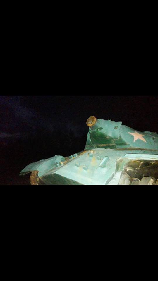 В Горишних Плавнях у танка срезали дуло и гусеницы (фото)
