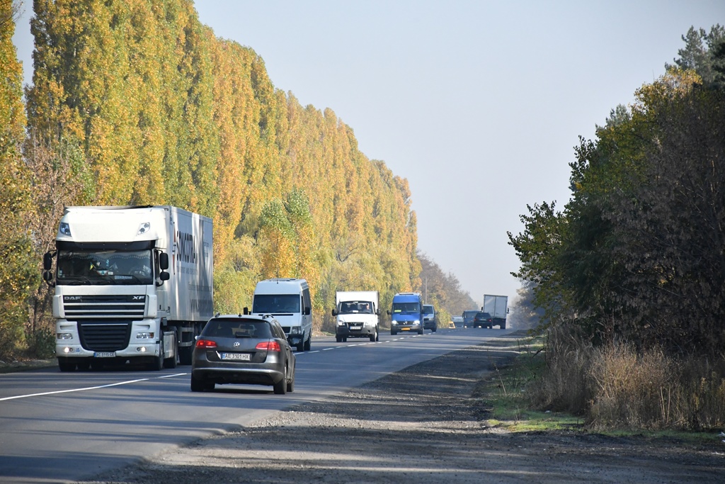 Завершен ремонт дороги Сосновка - Кременчуг - Горишние Плавни (фото)