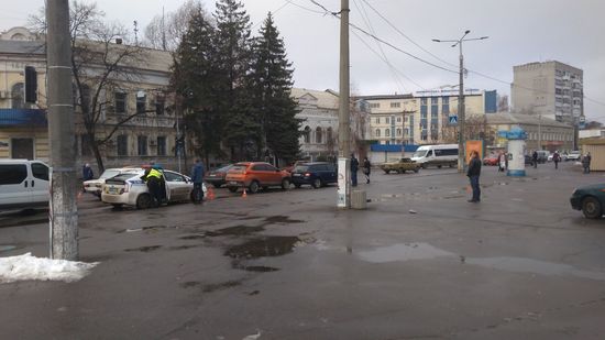 В Кременчуге столкнулись четыре автомобиля (фото)