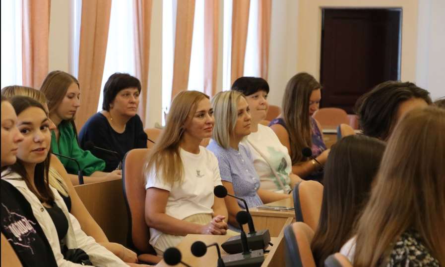 В Полтавском городском совете провели экскурсию для студентов Аграрного университета