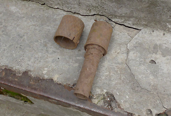 У жителей Лубен нашли гранаты и оружие (фото)