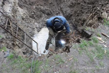 В Полтаве - авария на водопроводе (фото)