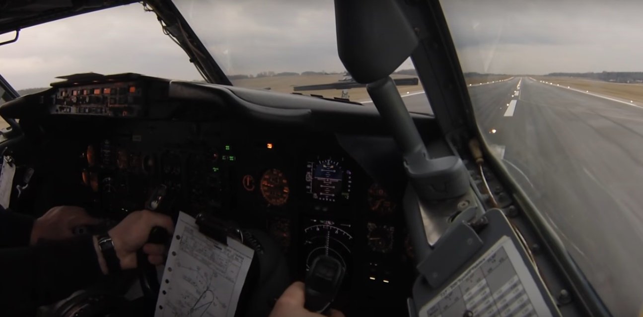 Кременчужанин провел тест-драйв Boeing 737 (видео)
