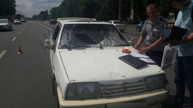 В Полтаве водитель без прав сбил пешехода (фото)