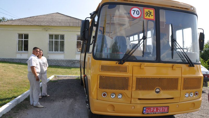В Новых Санжарах купили школьный автобус за 1,6 миллиона