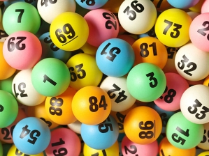 Полтавчанка впервые сыграла в лотерею и выиграла 100 тысяч