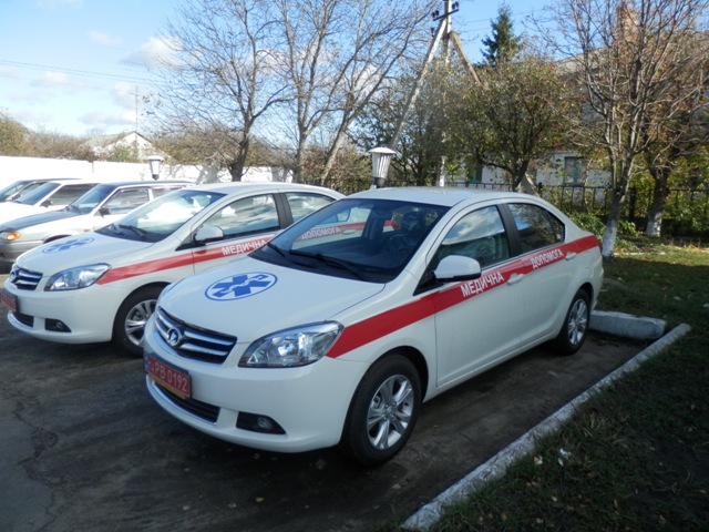В Глобино закупили автомобили для семейных врачей (фото)