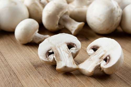 В Полтаве девушка-подросток отравилась грибами