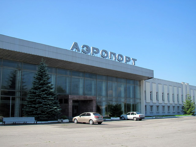 Полтавский аэропорт ищет пограничников