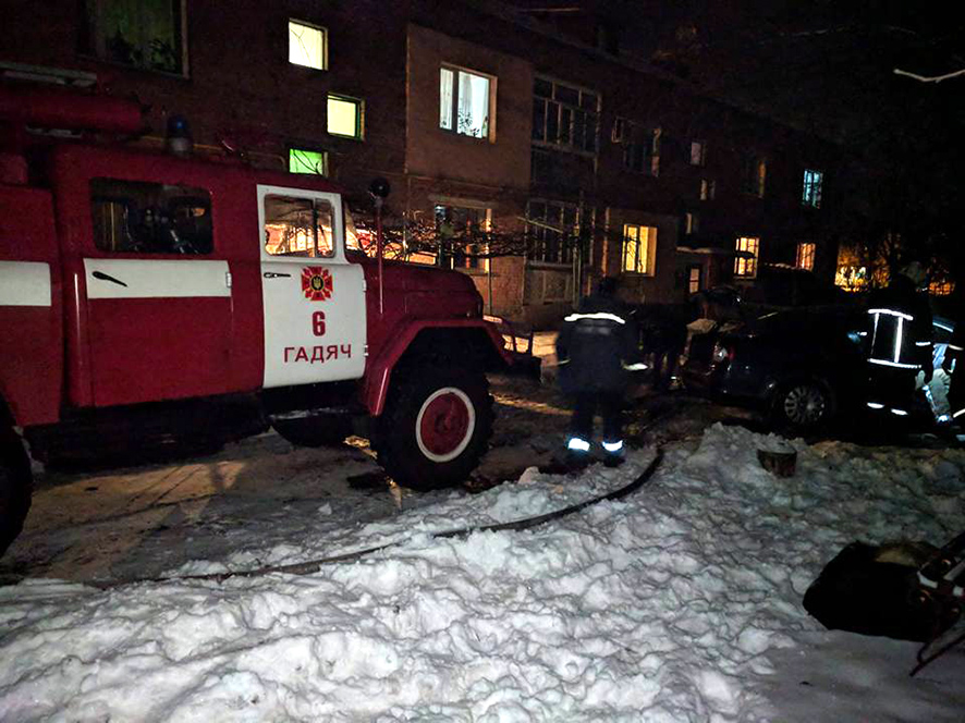 Владелец загоревшегося автомобиля поблагодарил пожарных Полтавщины