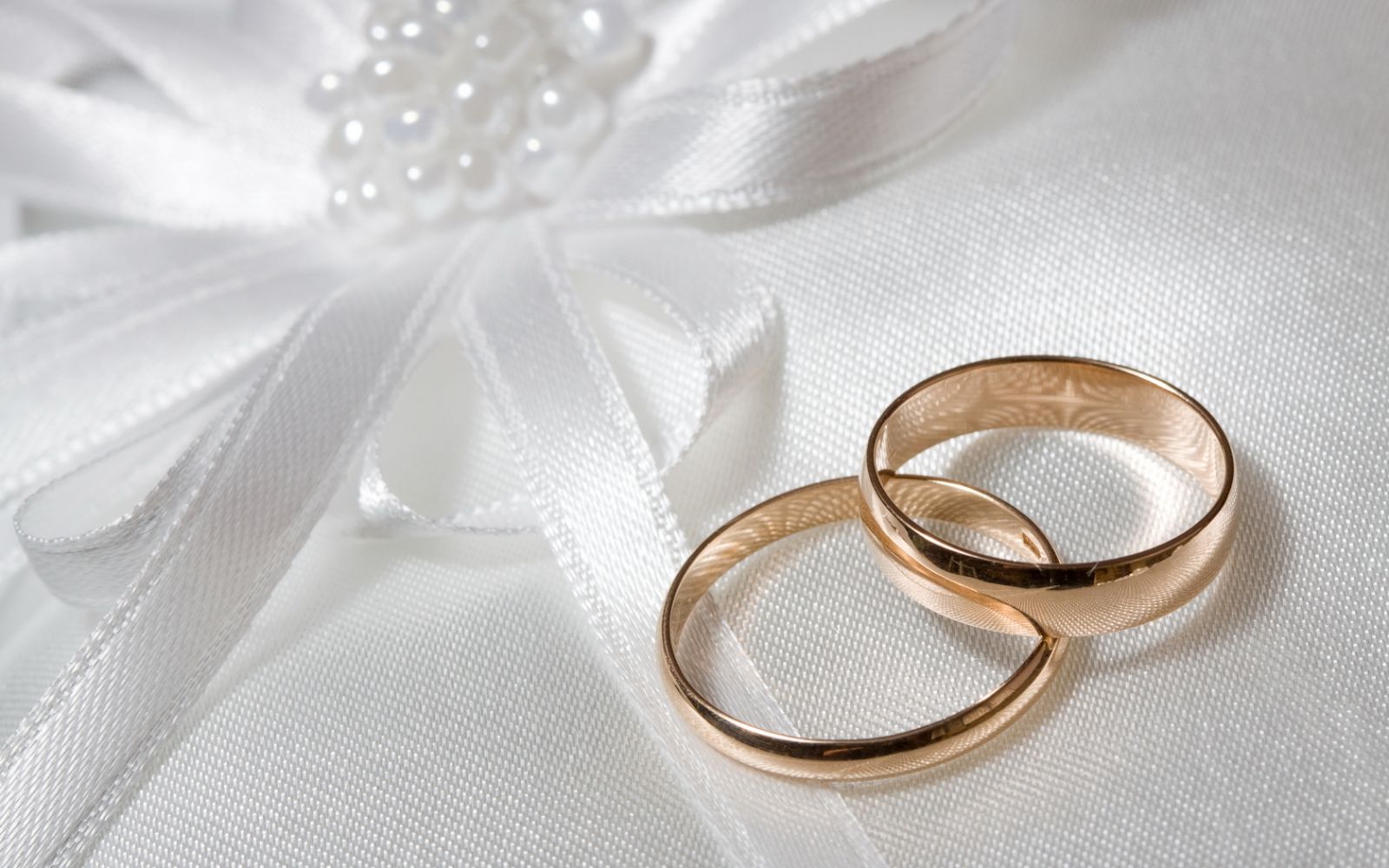 На Полтавщине поженились 80-летний мужчина и 66-летняя женщина