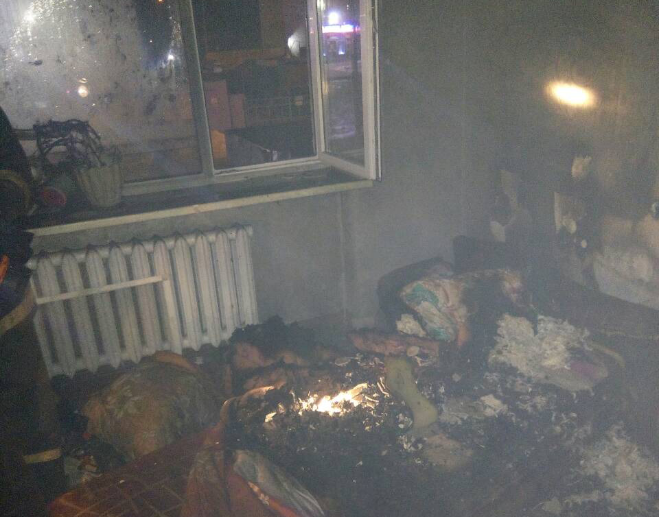 В Кременчуге эвакуировали людей на пожаре (фото)