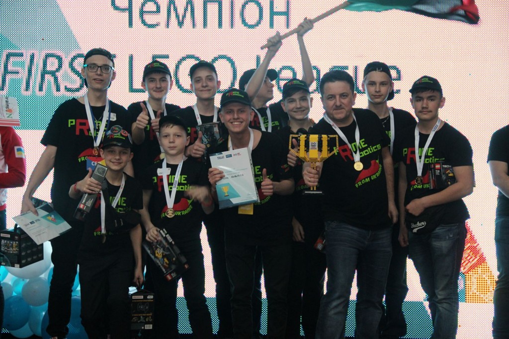 Школьники из Горишних Плавней победили на фестивале робототехники