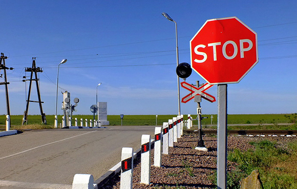 В Полтавской области закроют железнодорожный переезд