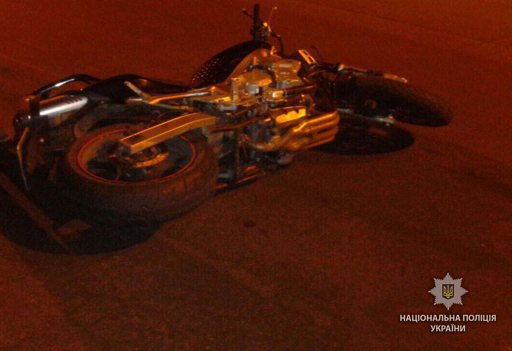 Мотоциклист сбил пешехода: мужчина в реанимации (фото)