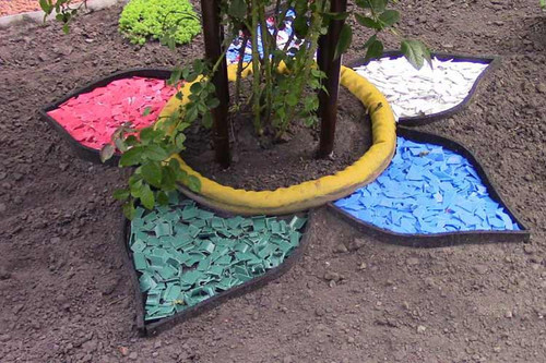 Как жители Гребенки креативно украшают свои дворы (фото)
