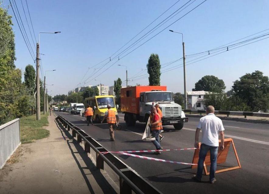 Разрушение моста в Кременчуге: движение ограничено