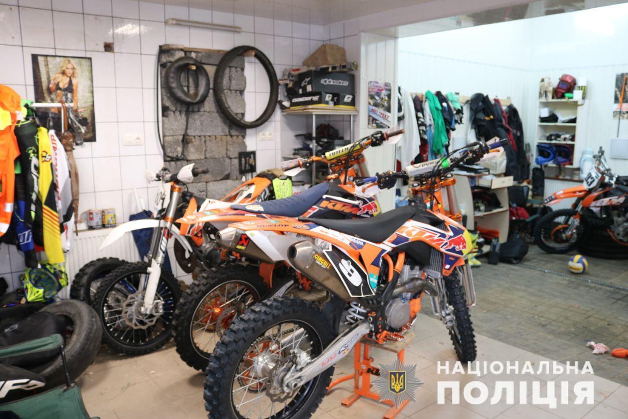 На Полтавщине сбывали краденые из Италии мотоциклы (фото)
