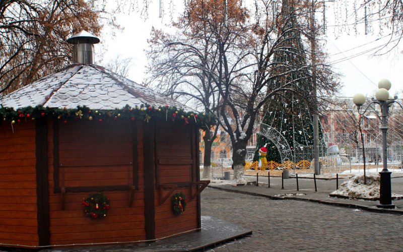Сегодня в Полтаве открывается новогодняя ярмарка (фото)