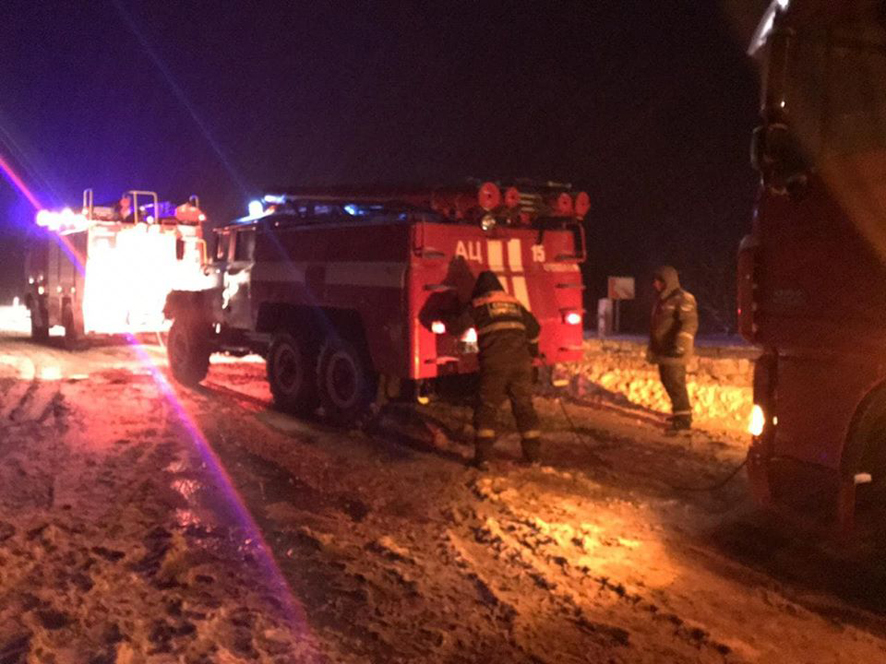 Больше 160 людей оказались в снежных ловушках на Полтавщине