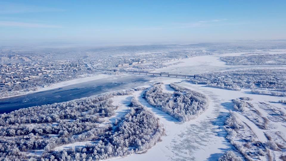 Зимний Кременчуг и реку Днепр показали с высоты птичьего полета (видео)