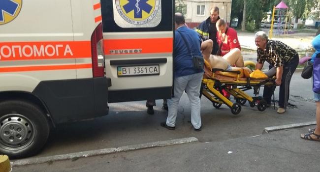 Спасатели помогли мужчине с весом 130 килограммов