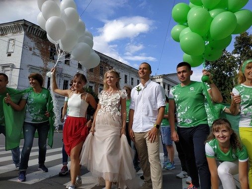 В Полтаве прошла необычная свадьба (фото)