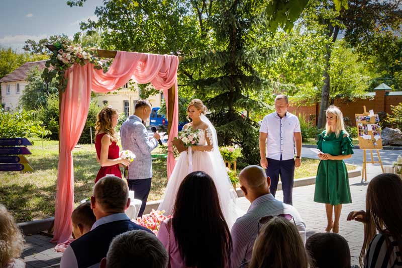 В Полтаве прошла свадьба в необычном месте (фото)