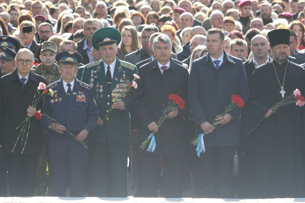 Полтава празднует 76-летие освобождения от нацистской оккупации