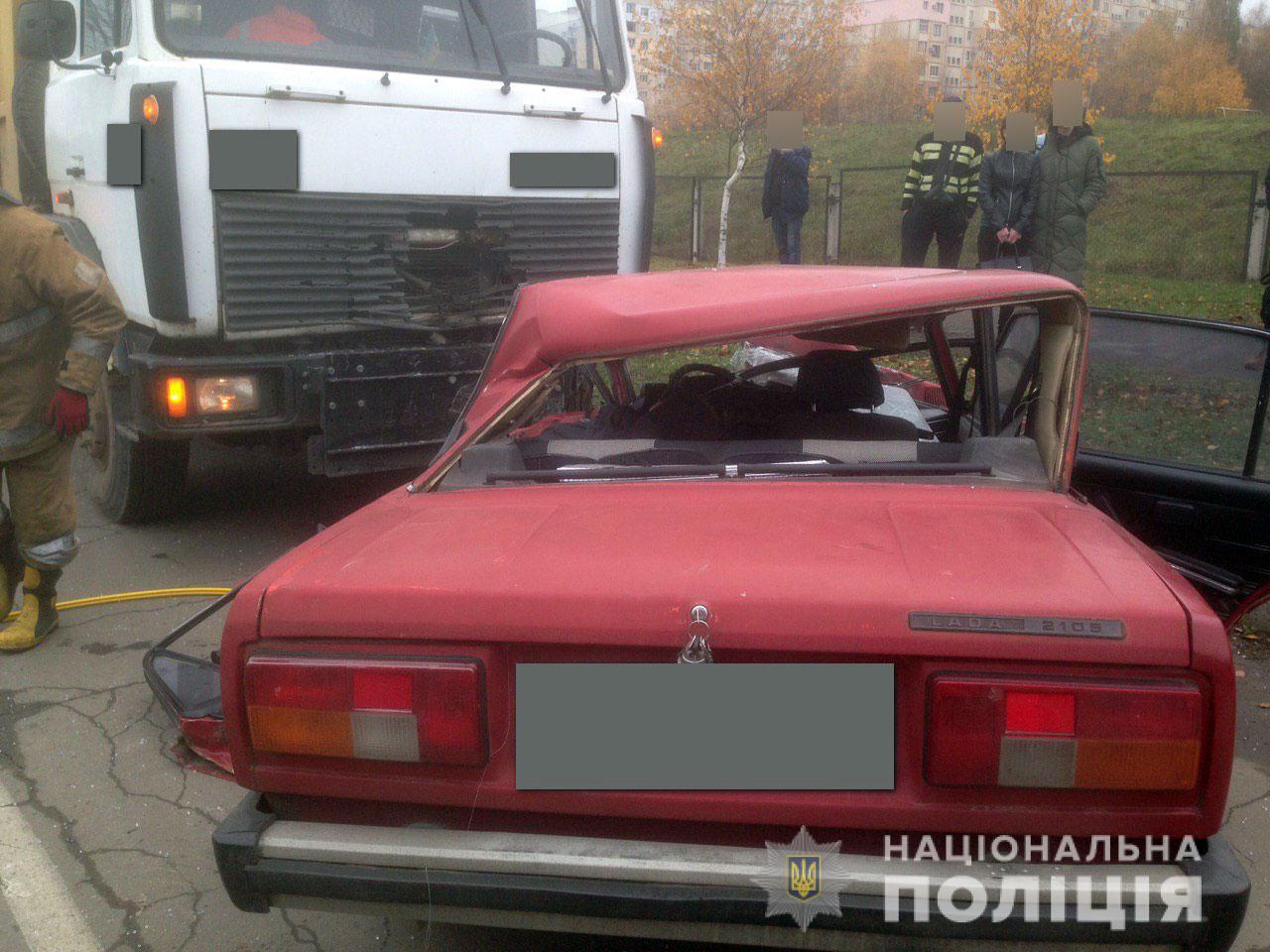 Авария с фурой в Полтаве: двое погибших (фото)