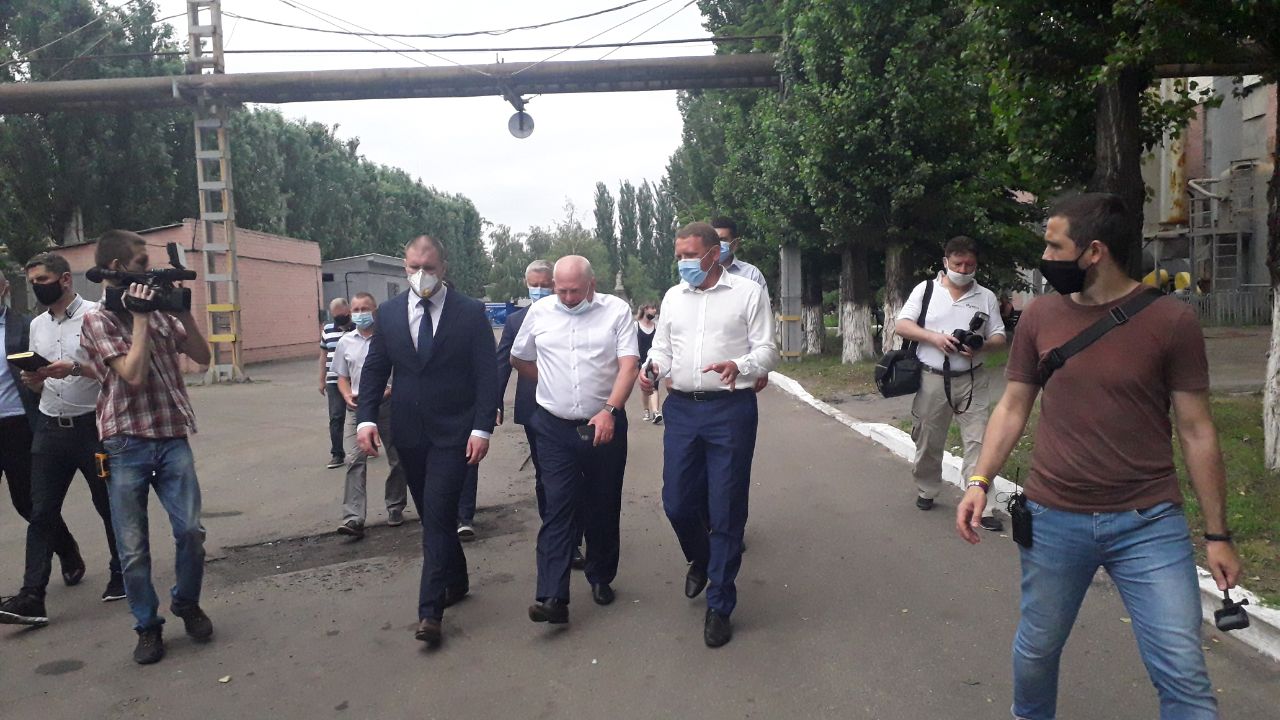 Председатель Полтавской ОГА посетил «Кременчугский завод дорожных машин»