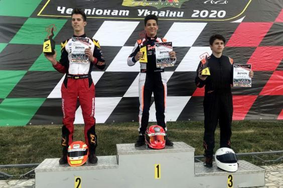 Харьковские гонщики лидируют на чемпионате Украины в Полтаве
