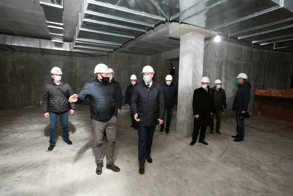 Как продолжается строительство подземного паркинга для карет "скорой" в Полтаве