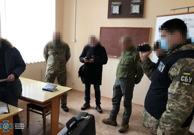СБУ выявила коррупцию в военной части на Полтавщине