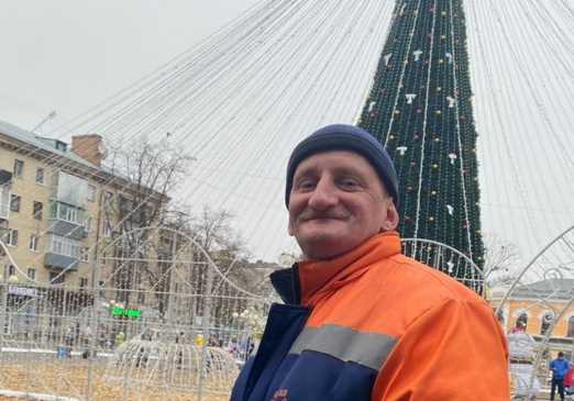 В Полтаве с главной новогодней елки украли украшения