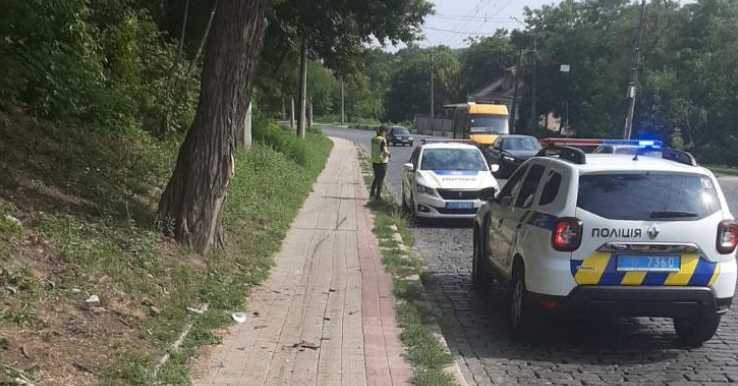 В Полтаве полиция устанавливает обстоятельства ДТП, в котором травмирована женщина
