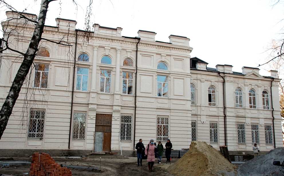 В Миргороде реконструируют два исторических здания под школу искусств и Центр эстетического воспитания