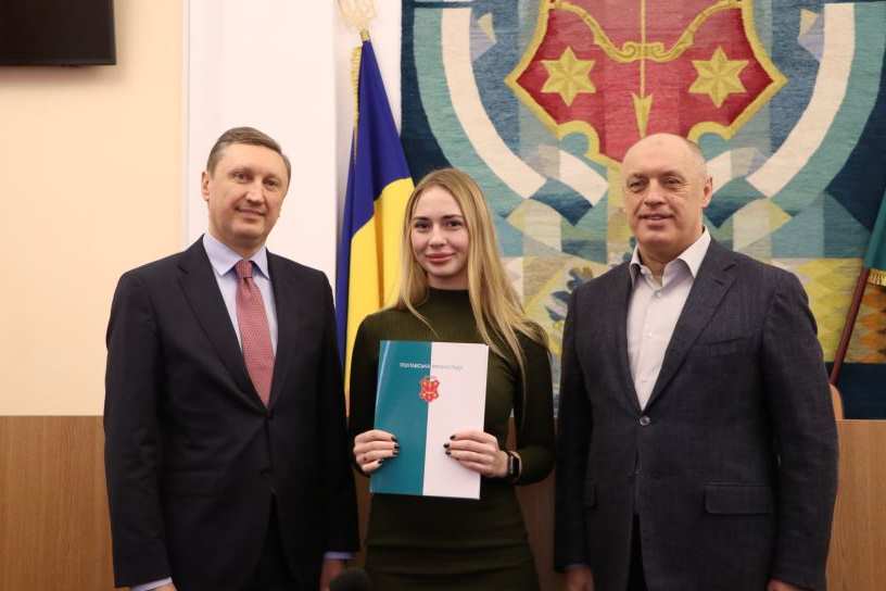 Работникам Управления жилищно-коммунального хозяйства Полтавского городского совета вручили сертификаты по повышению квалификации