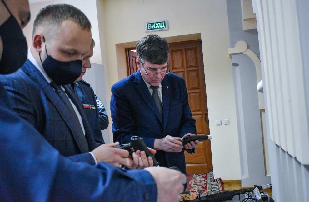 Личный состав Службы судебной охраны Полтавщины будет тренироваться на новом оборудовании