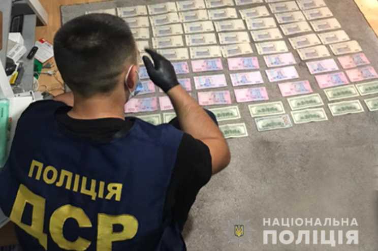 Следователи Полтавщины завершили досудебное расследование в отношении преступной группы, которая создала сеть подпольных виртуальных казино