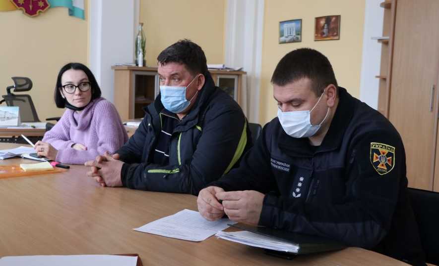 Представители власти обсудили дальнейшие действия по устранению возгорания свалки
