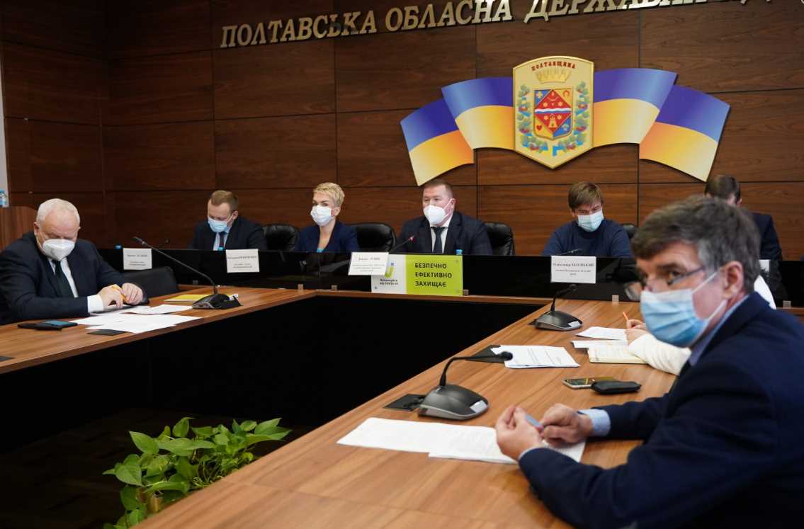 13 общин области обязаны создать центры предоставления административных услуг, - Дмитрий Лунин