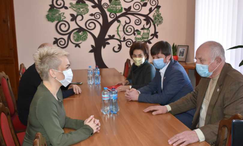 Екатерина Рыжеченко провела встречу с руководством Общества Красного Креста Украины