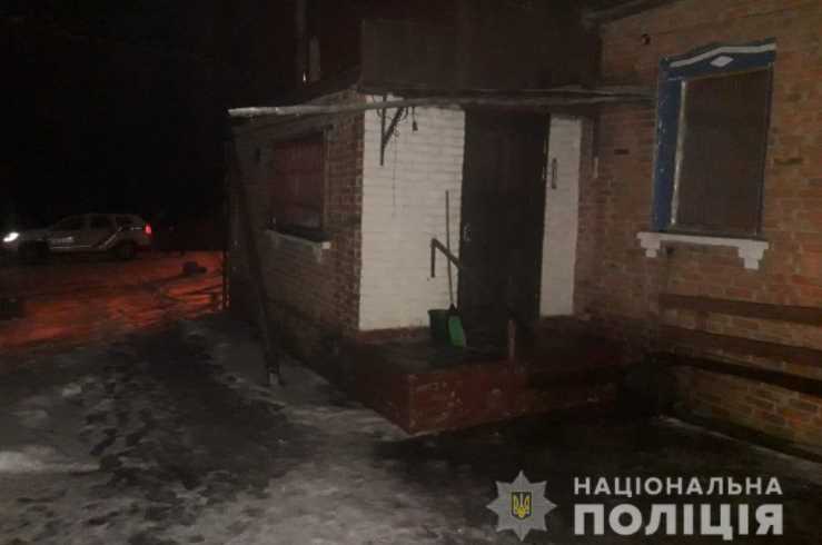 Полиция Полтавщины задержала мужчину, который смертельно ранил женщину в Миргородском районе