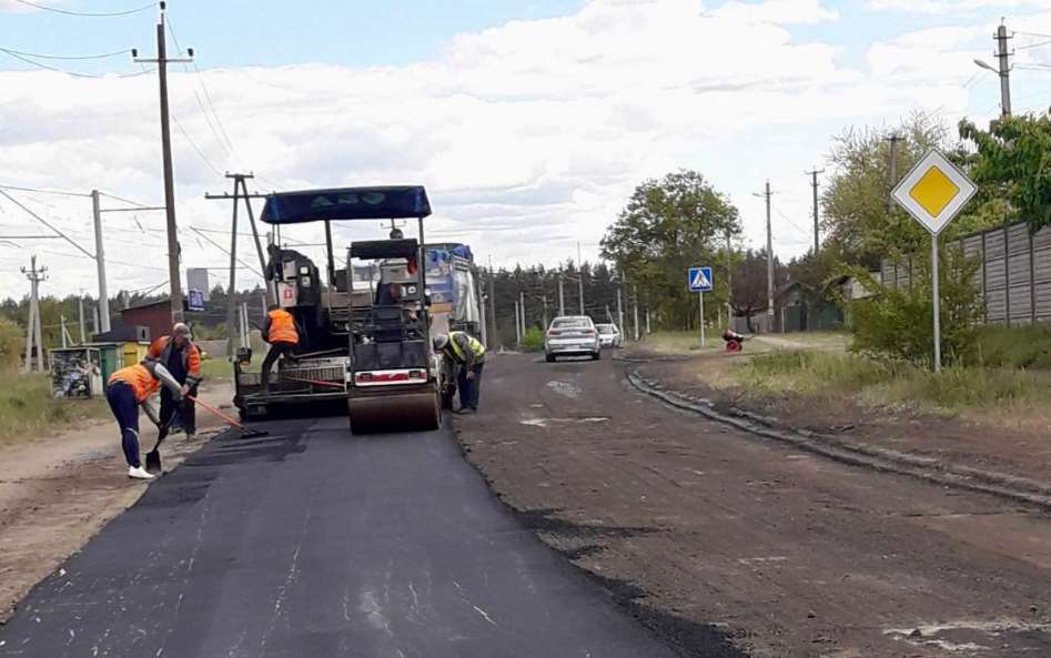 В громадах Полтавщины начали ямочный ремонт местных дорог