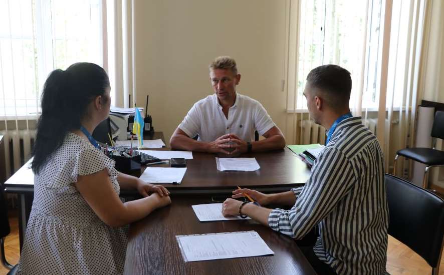 Валерий Пархоменко провел встречу с представителями благотворительного фонда "Право на защиту"