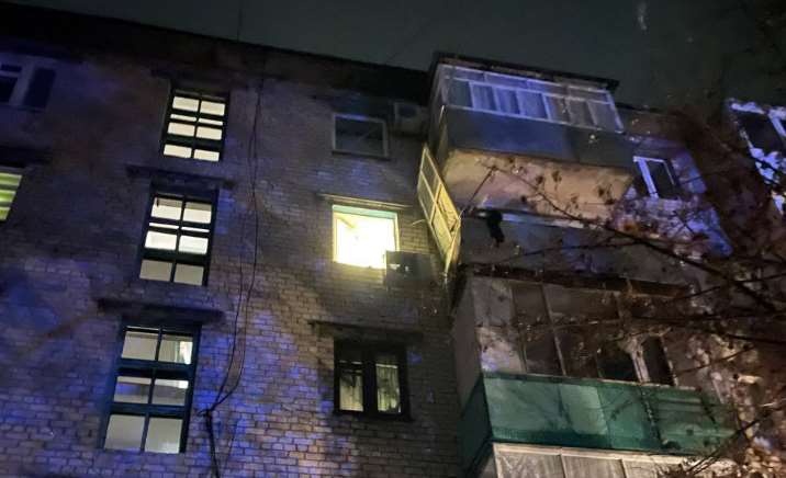 Поліцейські Полтавщини встановлюють обставини вибуху газу в квартирі