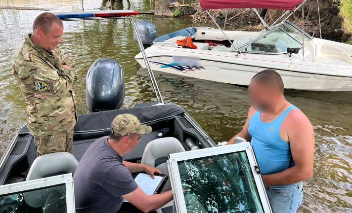 На Полтавщині водна поліція виявила браконьєрів, які завдали шкоди державі на понад 8 мільйонів гривень