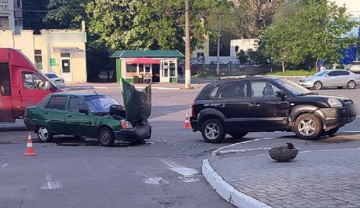 Поліція Полтавщини з’ясовує обставини ДТП, в якій травмована неповнолітня пасажирка